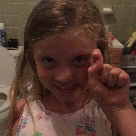 Meet your Posher, Tegan - Picture 1 of 1